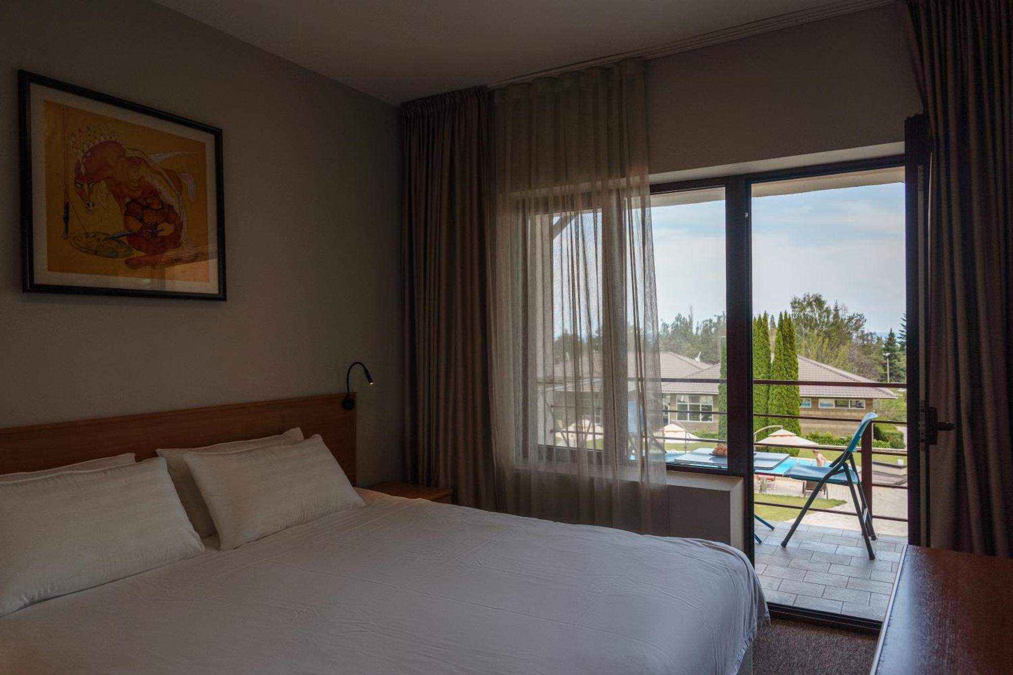 Dolinnka Hotel Cholpon-Ata Bagian luar foto