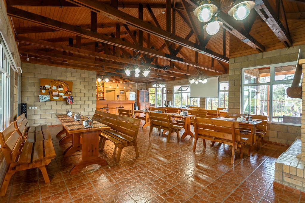 Dolinnka Hotel Cholpon-Ata Bagian luar foto