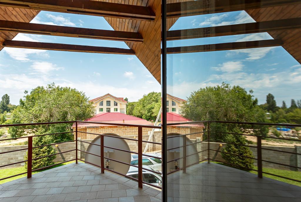 Dolinnka Hotel Cholpon-Ata Bagian luar foto