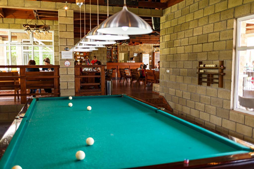 Dolinnka Hotel Cholpon-Ata Bagian luar foto